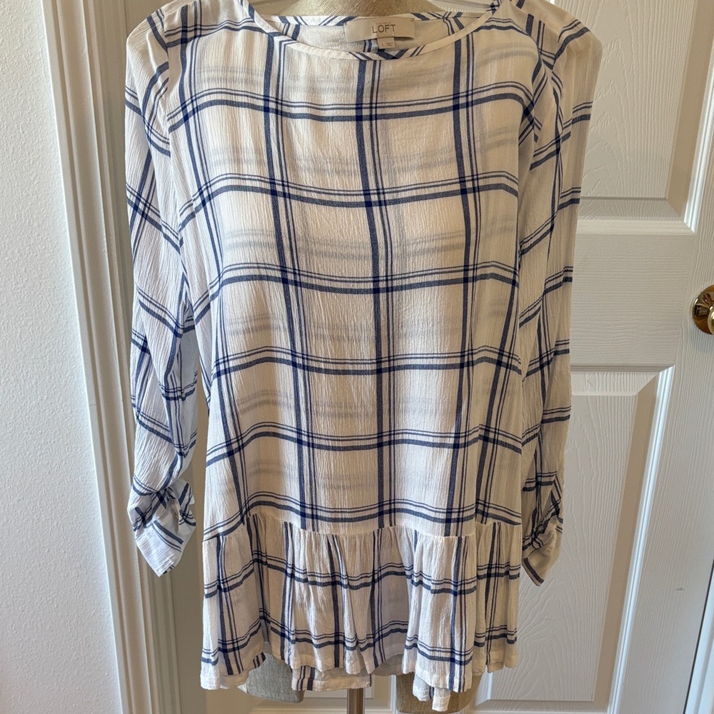 LOFT Cream and Blue Windowpane Ruffle-Hem Tunic size L